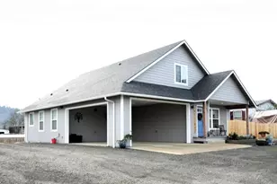 241 SE Johnson St, Winston, OR 97496 - Photo 1