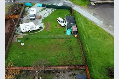 123 Peacock Ln, Myrtle Creek, OR 97457 - Photo 1