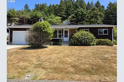 29353 Vera St, Gold Beach, OR 97444 - Photo 1