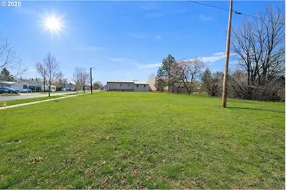 1102 Y Ave, La Grande, OR 97850 - Photo 1