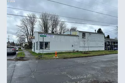 7132 N Fessenden St, Portland, OR 97203 - Photo 1