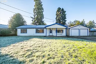 2573 Kalmia St, Sweet Home, OR 97386 - Photo 1