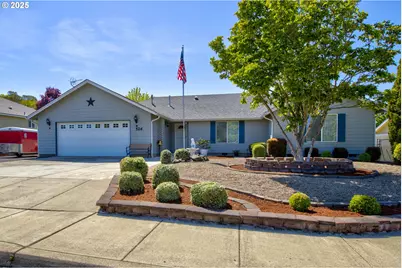 526 Little Valley Rd, Roseburg, OR 97471 - Photo 1