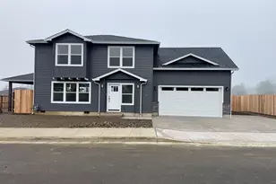 154 Coles Vly St, Sutherlin, OR 97479 - Photo 1