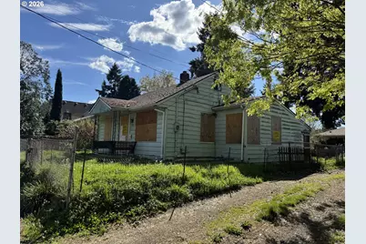 8315 N Wayland Ave, Portland, OR 97203 - Photo 1