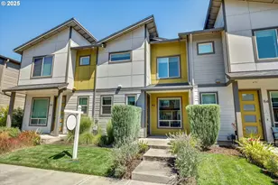 142 SW Lancaster Ct, Troutdale, OR 97060 - Photo 1