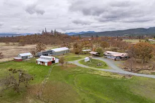 5209 Beagle Rd, White City, OR 97503 - Photo 1