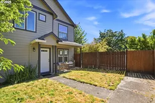 9442 N Macrum Ave, Portland, OR 97203 - Photo 1