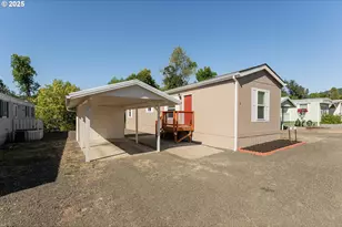 201 NE Peggy Ave, Roseburg, OR 97470 - Photo 1