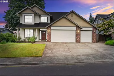 910 NW 22nd Ave, Camas, WA 98607 - Photo 1