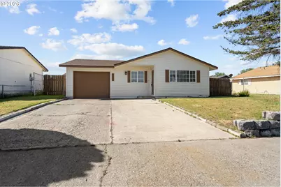 562 E Reeder Dr, Hermiston, OR 97838 - Photo 1