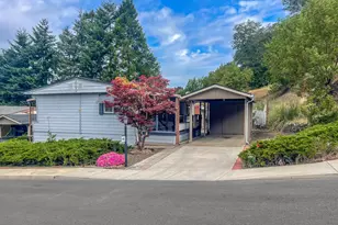 46 NE Mary Ann Ln, Roseburg, OR 97470 - Photo 1