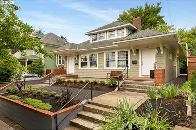 923 NE Tillamook St, Portland, OR 97212 - Photo 1