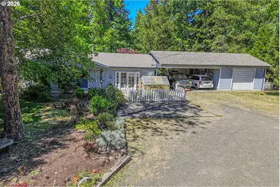 177 NE Lombardy Dr, Roseburg, OR 97470 - Photo 1