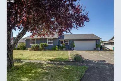 500 E Pinehurst Dr, Newberg, OR 97132 - Photo 1