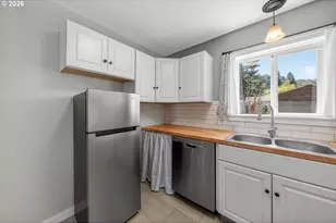 2767 W Langenberg Ave, Roseburg, OR 97471 - Photo 34