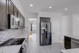 15082 NW Decatur Way, Portland, OR 97229 - Photo 10