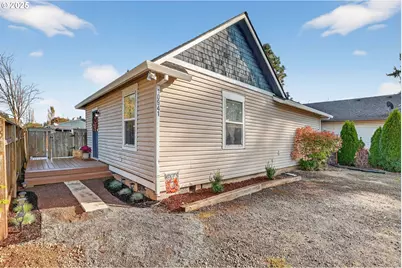 10941 Main St NE, Donald, OR 97020 - Photo 1