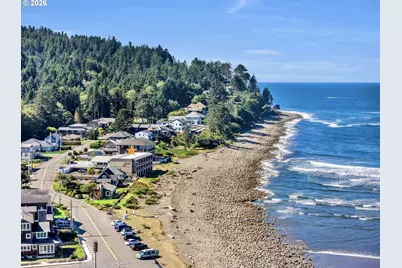 3140 Sunset Blvd #36, Seaside, OR 97138 - Photo 1