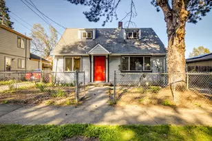 3033 SE 85th Ave, Portland, OR 97266 - Photo 1