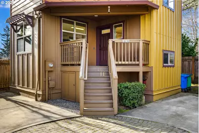 12132 SE Pardee St, Portland, OR 97266 - Photo 1
