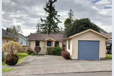 1449 9th St, Astoria, OR 97103 - Photo 1