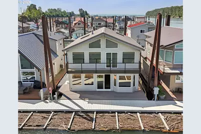 19609 NE Marine Dr #A8, Portland, OR 97230 - Photo 1