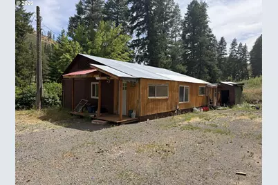 49714 S Hwy 395, Ukiah, OR 97880 - Photo 1