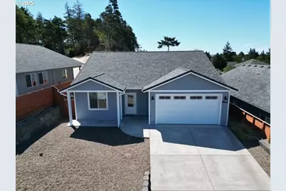 1966 34th St, Florence, OR 97439 - Photo 1