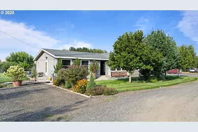 648 SW 44th St, Pendleton, OR 97801 - Photo 1