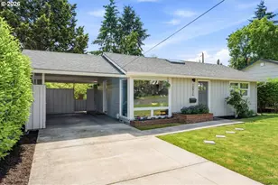10936 NE Russell St, Portland, OR 97220 - Photo 1
