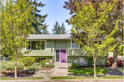 14637 SE Center St, Portland, OR 97236 - Photo 1