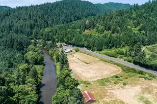 7896 State Hwy 38, Drain, OR 97435 - Photo 1