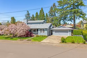 1125 NE 18th St, McMinnville, OR 97128 - Photo 1