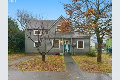 731 11th Ave, Seaside, OR 97138 - Photo 1