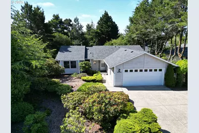 2040 40th St, Florence, OR 97439 - Photo 1