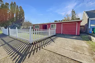 8408 NE Milton St, Portland, OR 97220 - Photo 1