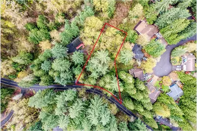 6933 SE Barbara Welch Rd, Portland, OR 97236 - Photo 1