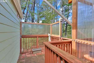 303 Manzanita Dr, Florence, OR 97439 - Photo 40