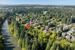 19368 Riverwood Ln, Lake Oswego, OR 97035 - Photo 1
