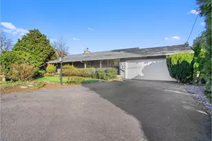 10180 SE Cresthill Rd, Happy Valley, OR 97086 - Photo 1