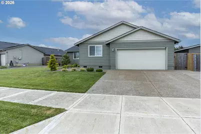 1487 Austin Ave, Woodburn, OR 97071 - Photo 1