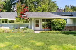 6335 SW Nevada Ct, Portland, OR 97219 - Photo 1