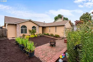 4802 NE Fuhrer Ct, Salem, OR 97305 - Photo 1