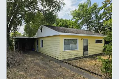 746 Lee St, The Dalles, OR 97058 - Photo 1