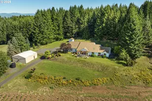 17385 NE Fairview Dr, Dundee, OR 97115 - Photo 1