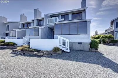 821 5th Ave, Hammond, OR 97121 - Photo 1