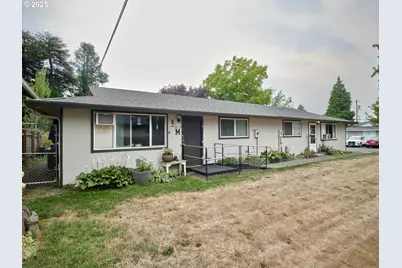 1854 H St, Washougal, WA 98671 - Photo 1