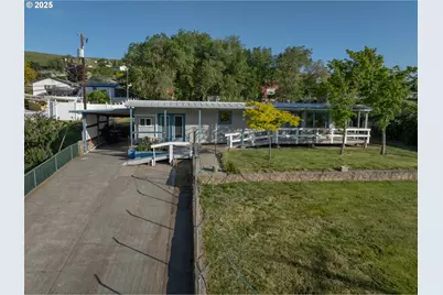 4739 Chenoweth Rd, The Dalles, OR 97058 - Photo 1