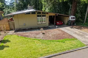 1695 N 17th St, Coos Bay, OR 97420 - Photo 1